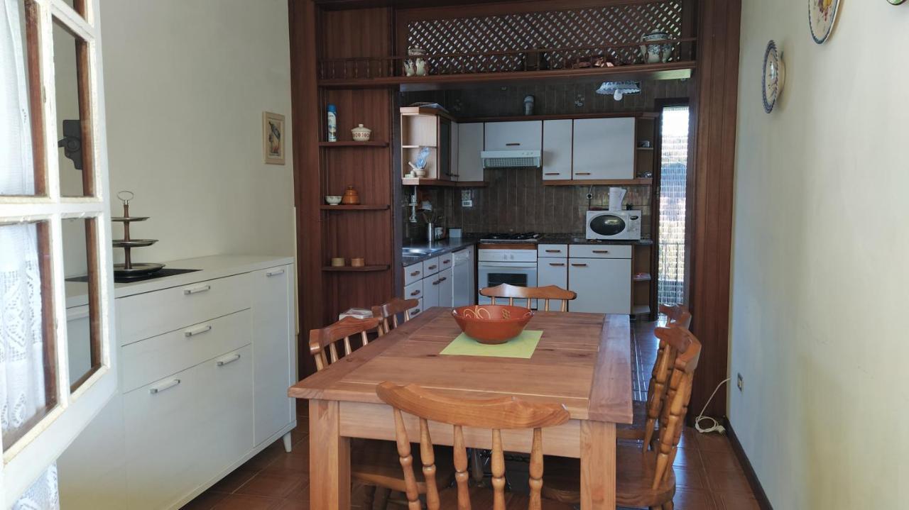 Villa Casa Con Jardin En La Playa De Almieiras Fene Esterno foto