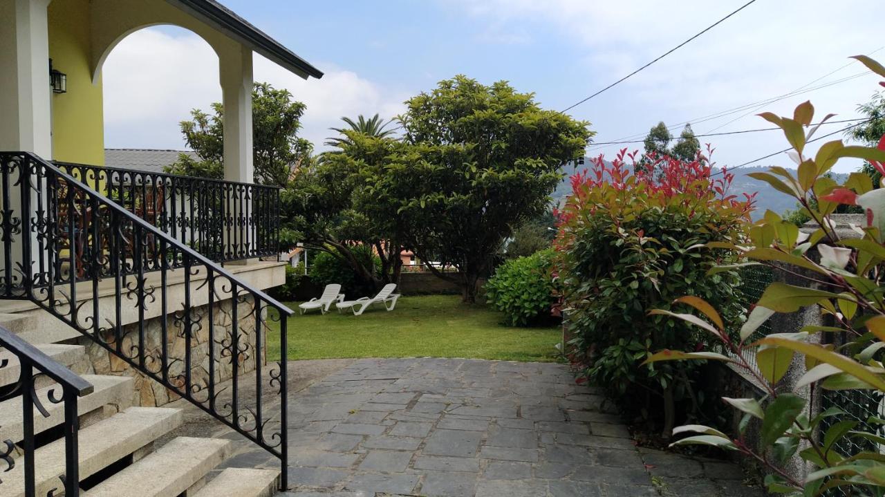 Villa Casa Con Jardin En La Playa De Almieiras Fene Esterno foto